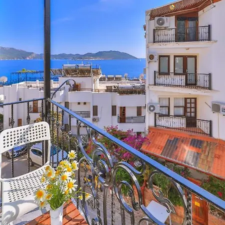 White House Vendégház Kaş