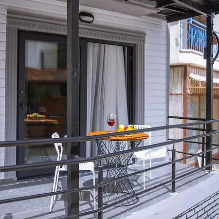 White House 게스트하우스 3*