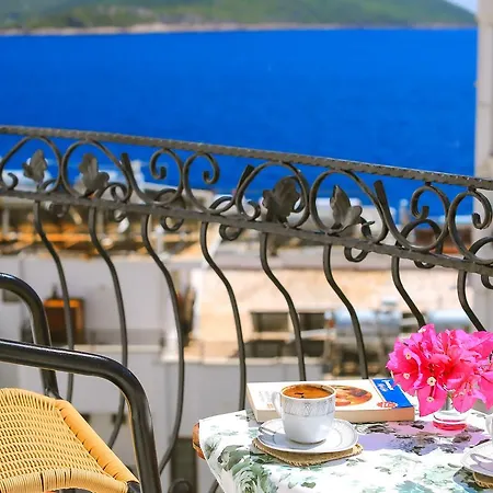 White House Kaş